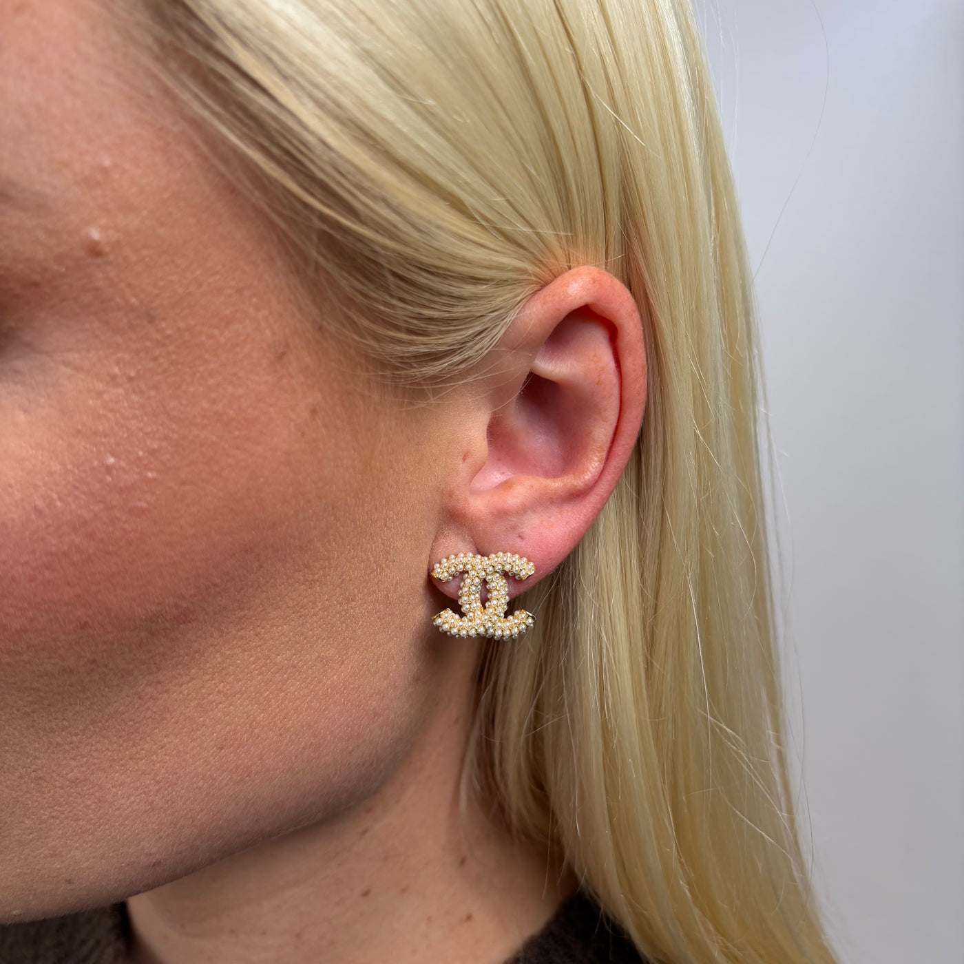 Reworked Chanel Pearl Crush - Earrings