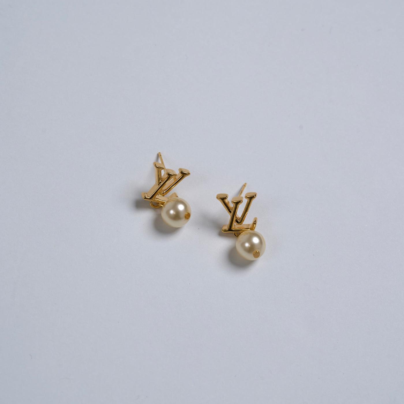 Reworked LV Pearl Drop - Earrings