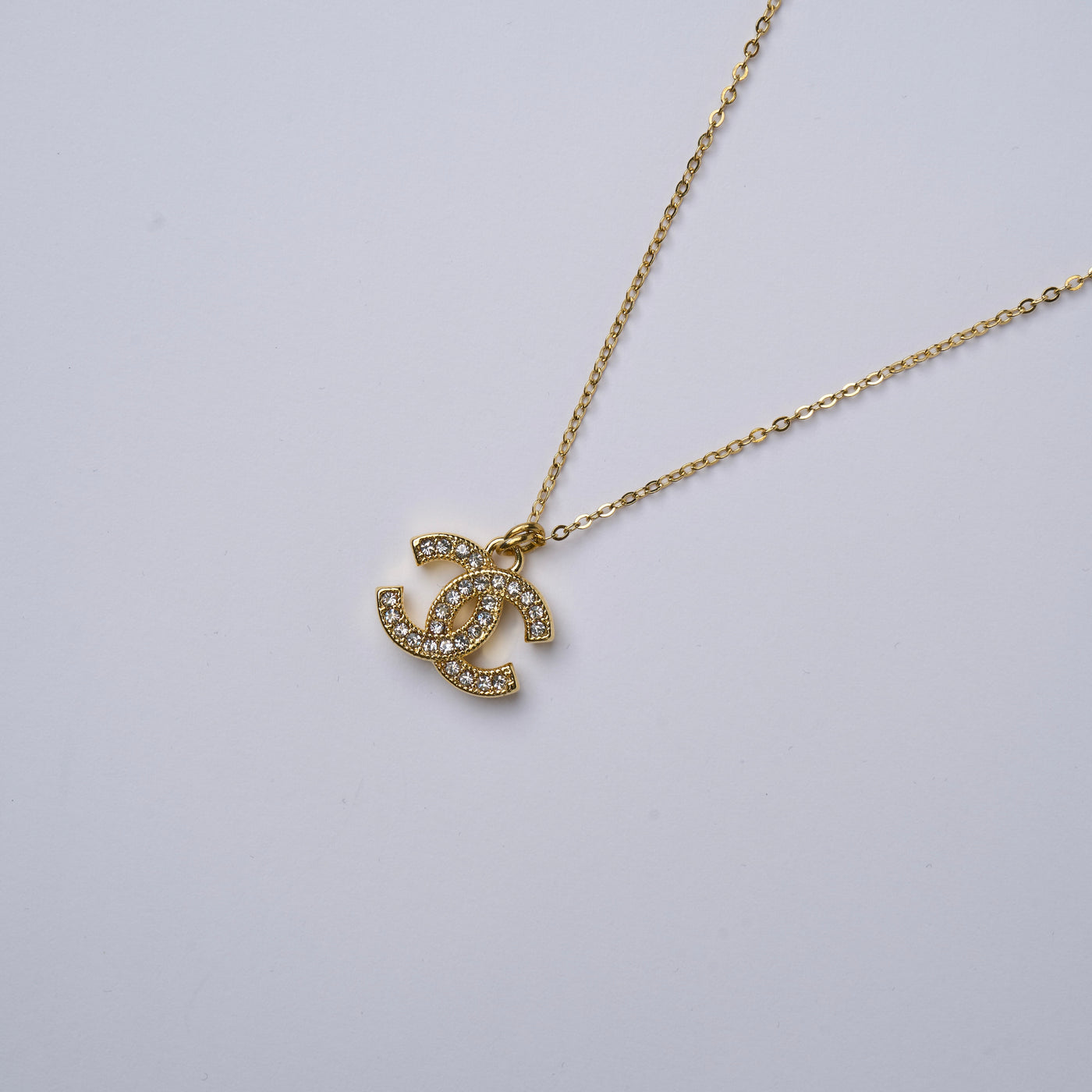 Reworked Chanel Gold Strass Signature - Necklace