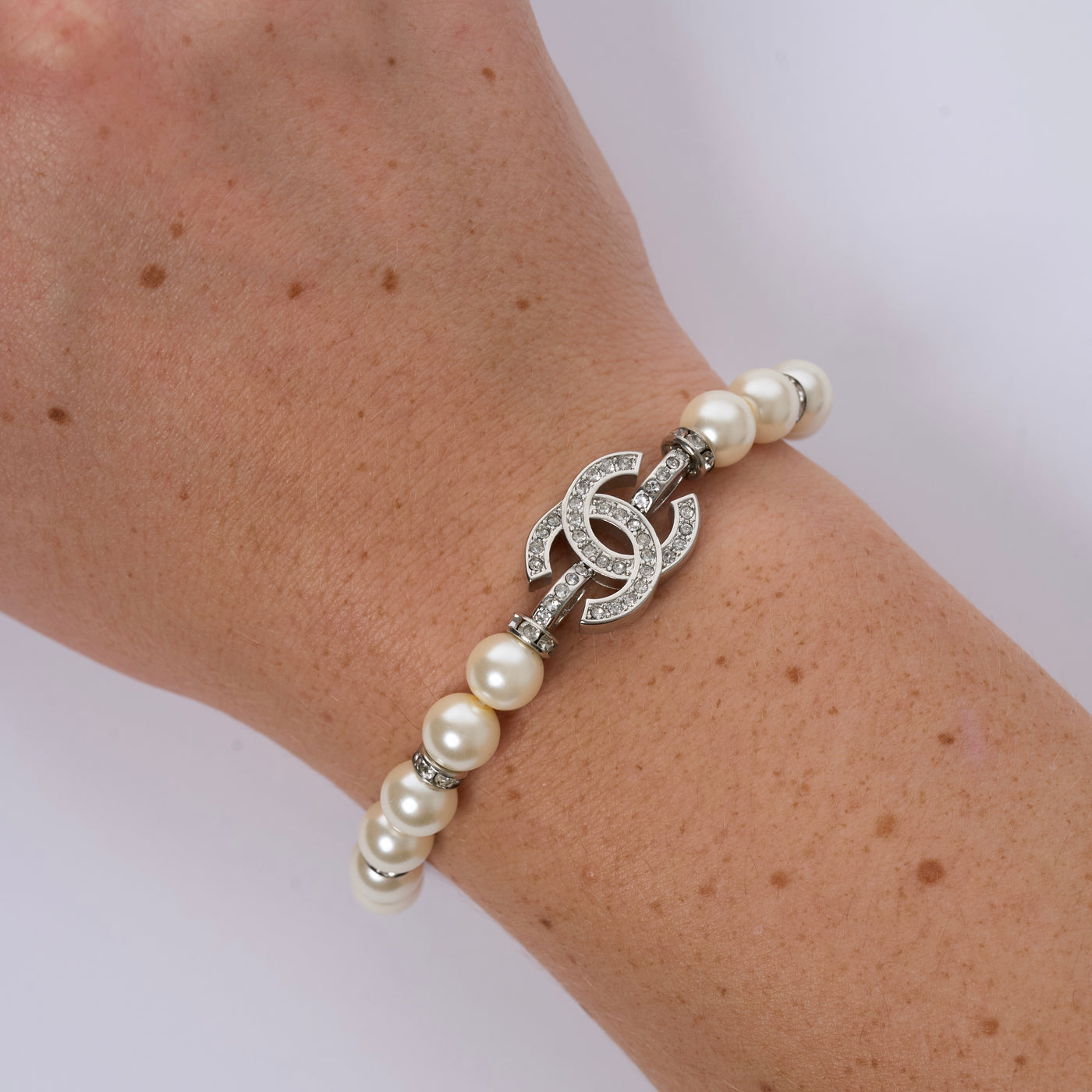 Reworked Chanel Pearl Icon - Bracelet